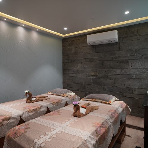 10-Couple-Room-500x500